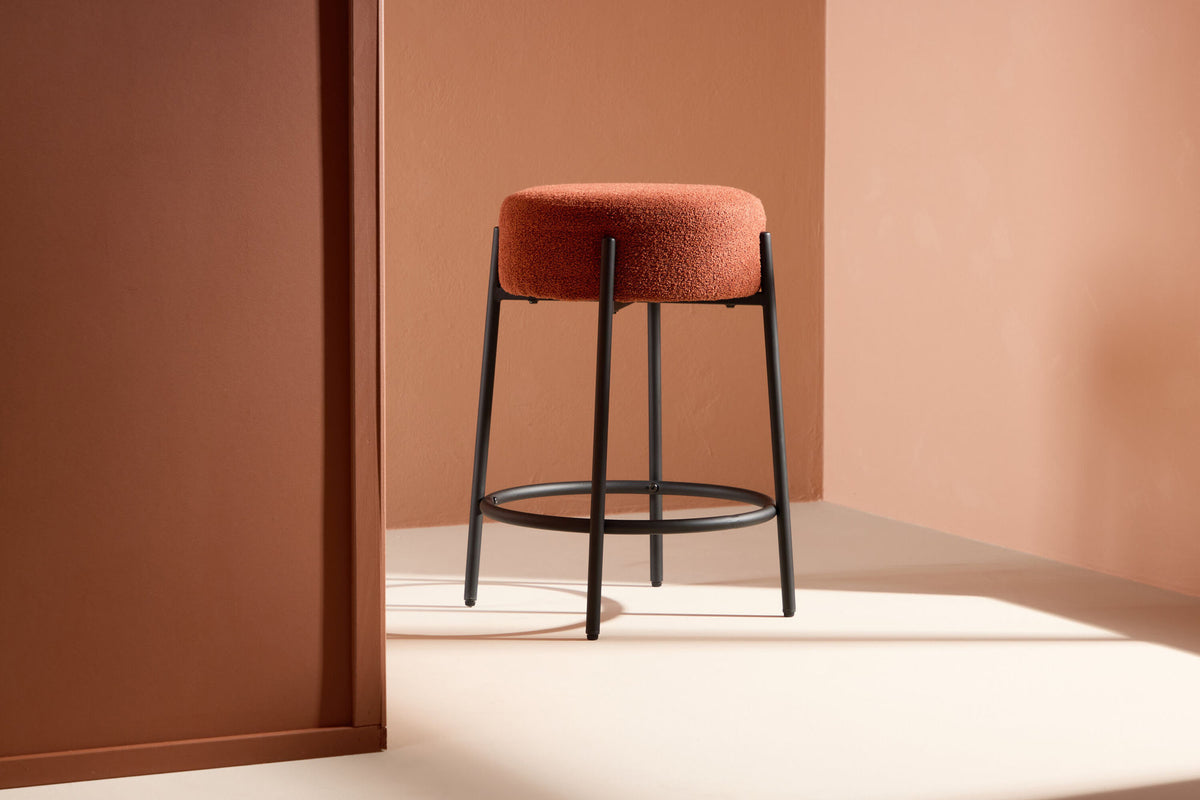 Tucson Bar Chair – Rust Boucle & Black Legs