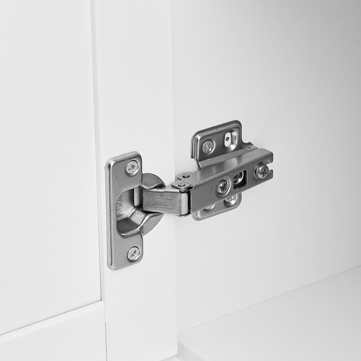 Mobile Bagno Alto Porte Cassetti Bianco